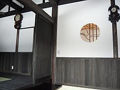 竹の丸窓